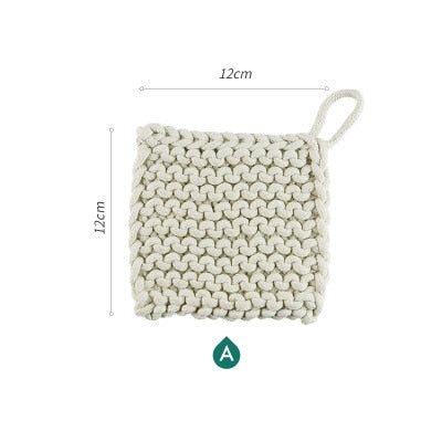 WOVEN MAT