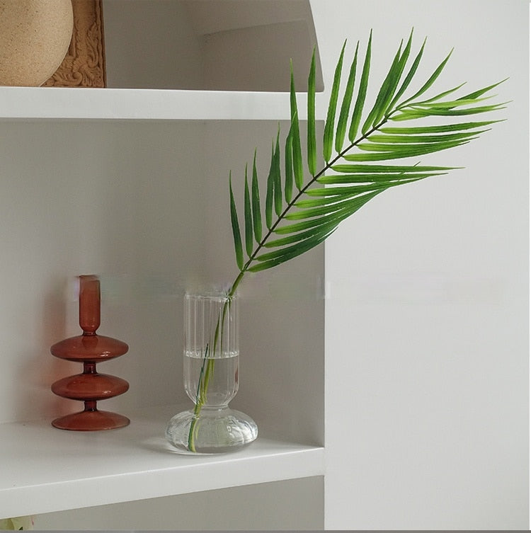 MINIMALISTIC GLASS VASES