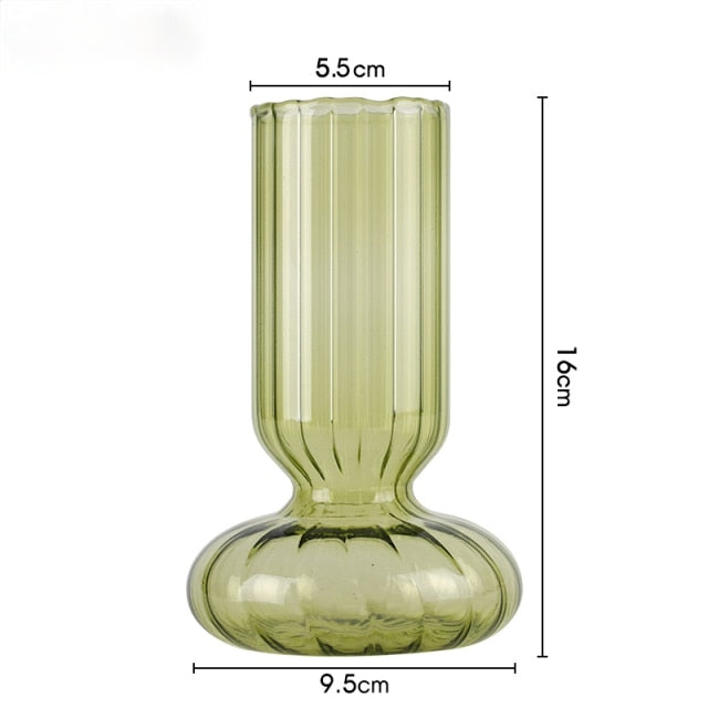 MINIMALISTIC GLASS VASES