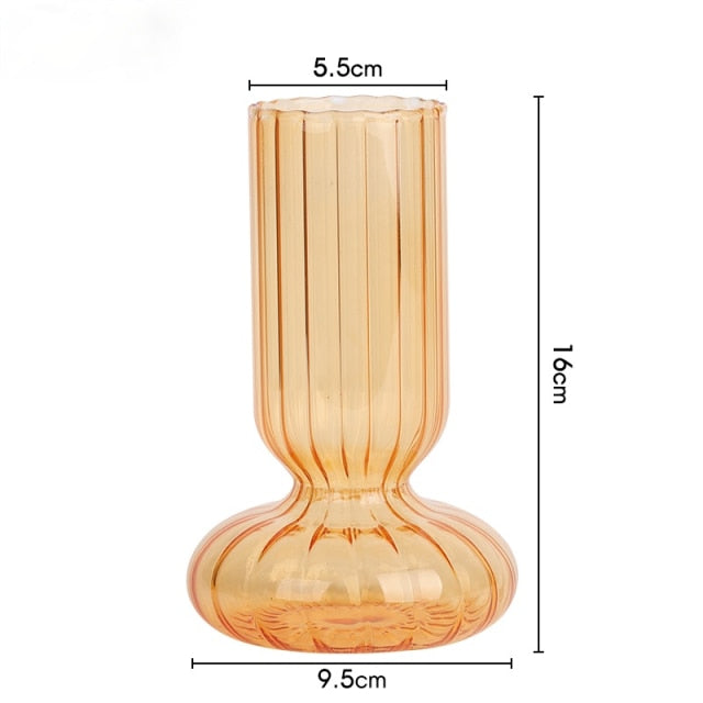 MINIMALISTIC GLASS VASES