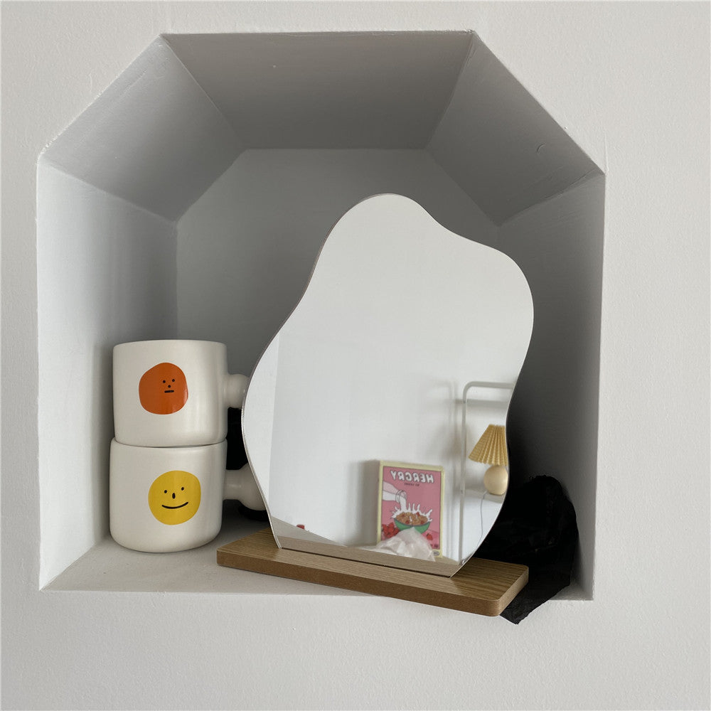 ORGANIC WAVY MIRROR