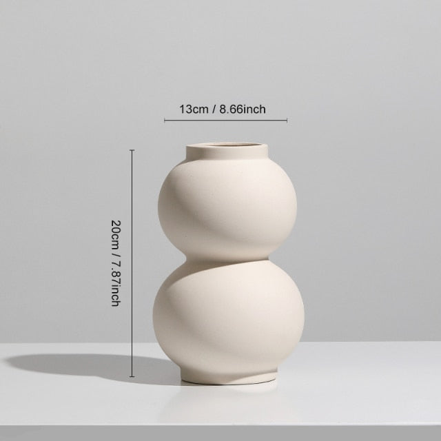 MIXED MODERN CERAMIC VASES